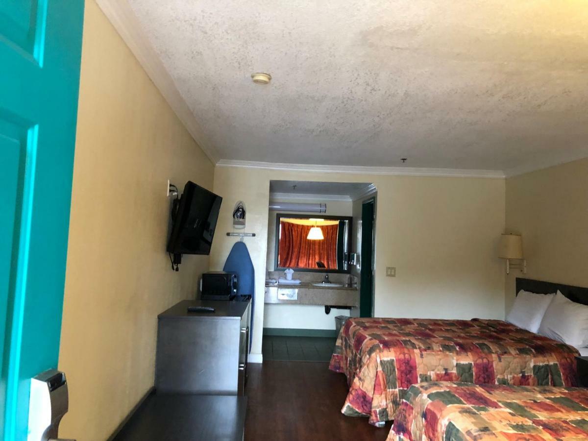 Travelers Inn Lax/Lawndale Eksteriør billede